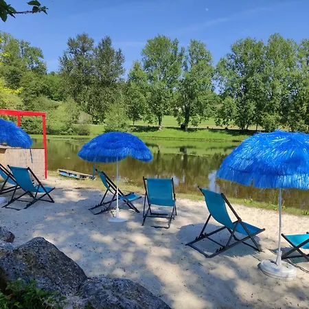 Camping Les Etangs De Plessac * Saint-Felix-de-Bourdeilles