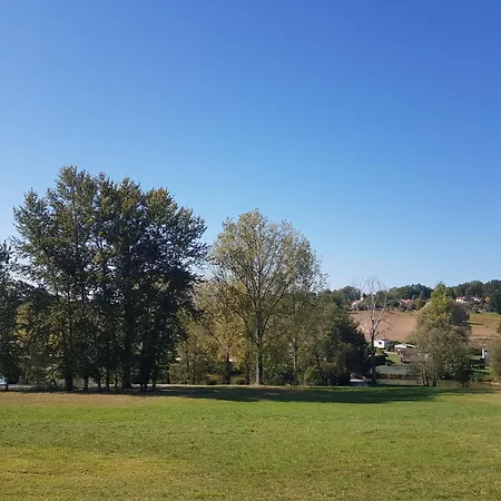 Camping Les Etangs De Plessac Parque de Campismo *
